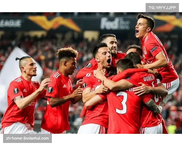 阿贾克斯客场挑战特尔斯达 实力占优目标全取三分